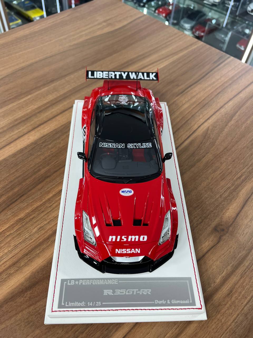 ★ 1/18 Davis & Giovanni Nissan R35 Nismo GT-RR LBWK #5 – Metallic Red | Limited to 25 Pieces