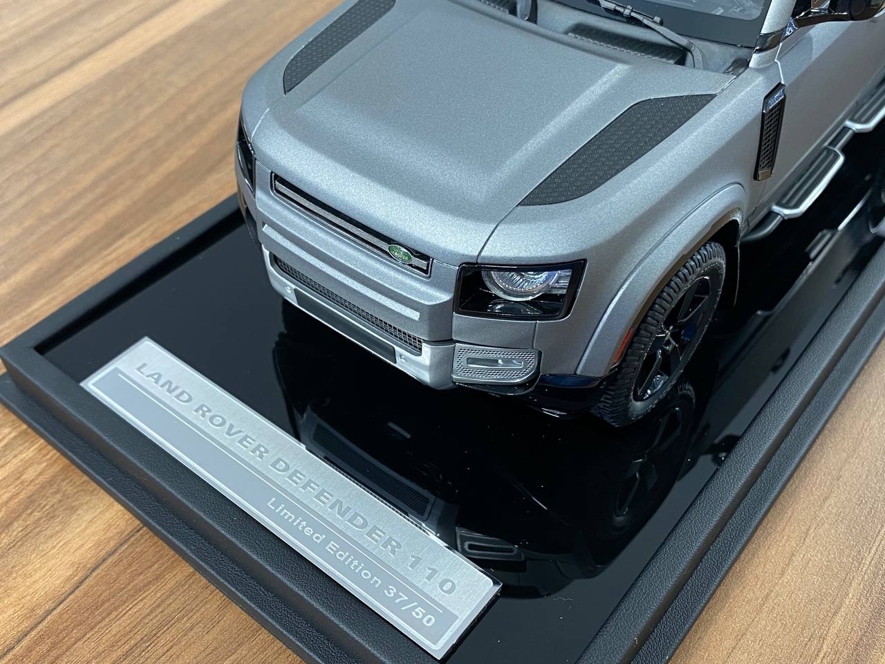 1/18 Resin MotorHelix Land Rover Defender 110 Matt Grey  Limited 50 pcs