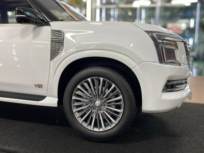 ★[Pre-Order - Delivery - Sep 2025] 1/18 Diamand Nissan Patrol Y63 Platinum – Grey/Black – Limited Edition (50 pcs)