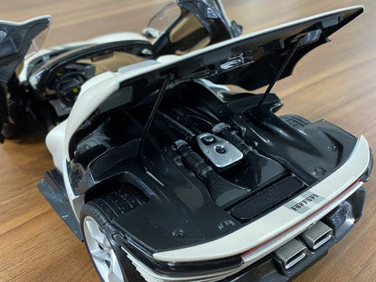 1/18 Diecast Bburago Ferrari DAYTONA SP3 WHITE Scale Model Car
