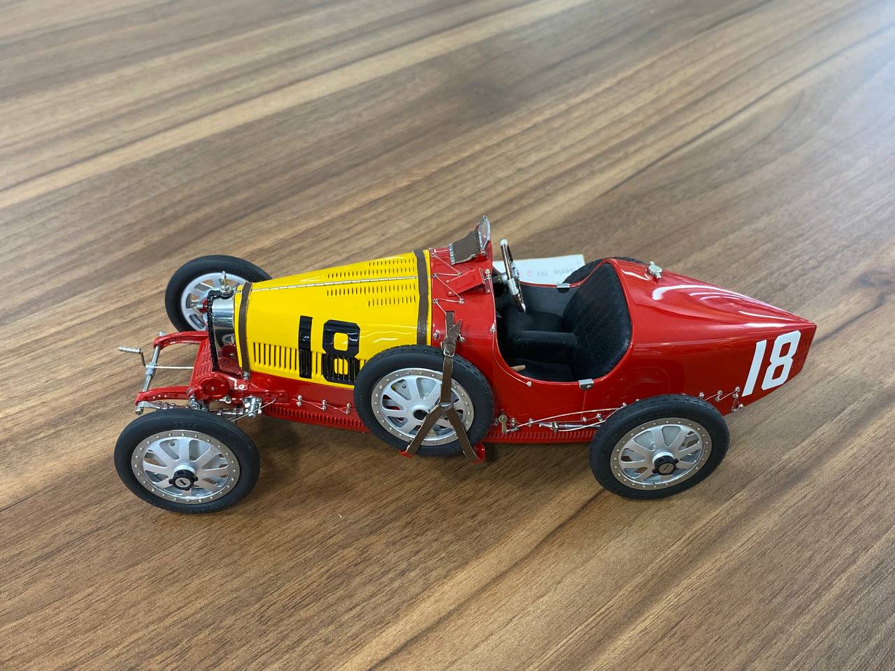 CMC BUGATTI TYP 35 GP Nation, Colour Project Spanien [1/18 Diecast