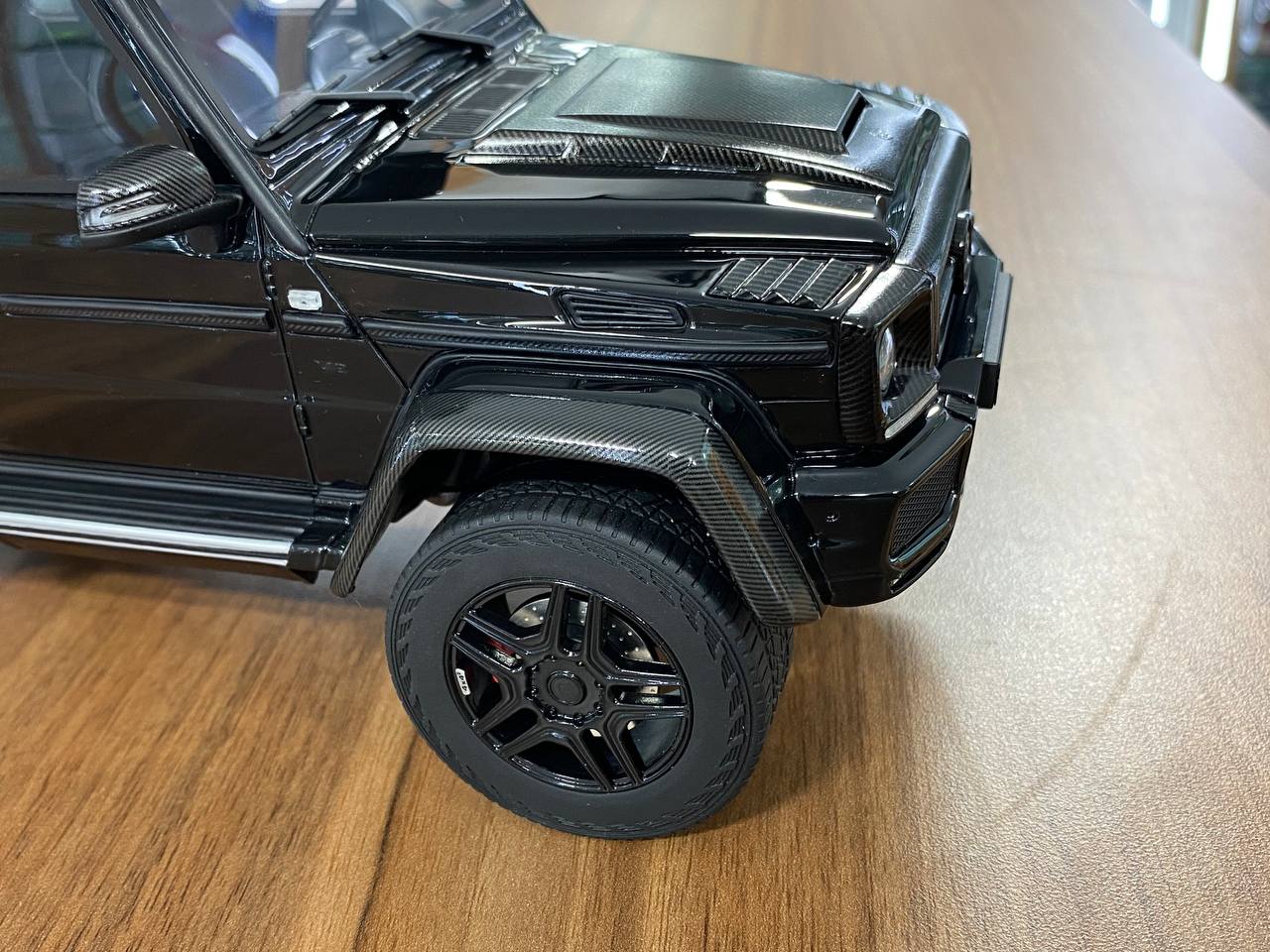 1/18 Resin Mercedes-Benz Brabus 500 4x4 Black GT Spirit Scale Model Car