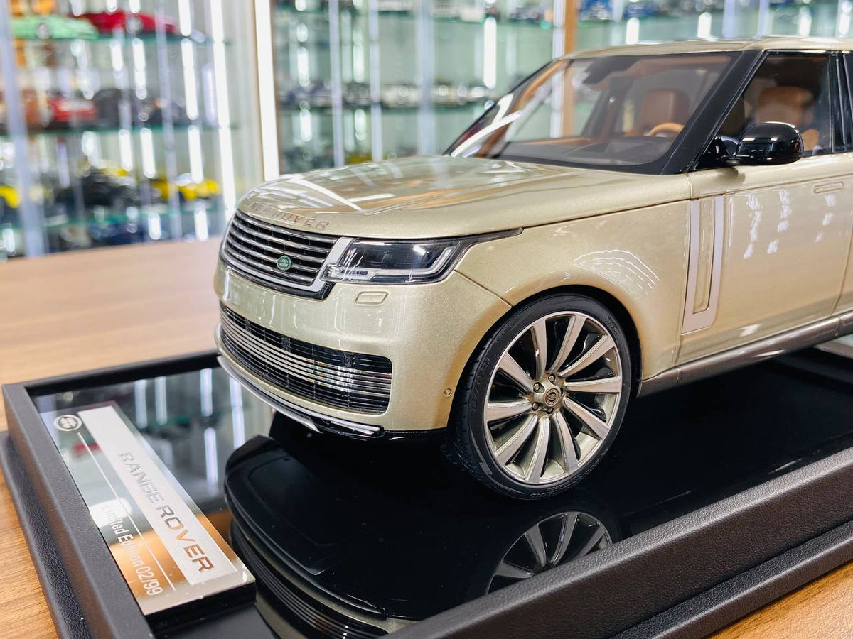 Range Rover Champagane Color MotorHelix Range Rover Autobiography 2022 – 1/18 Resin ,Champagne Gold ...
