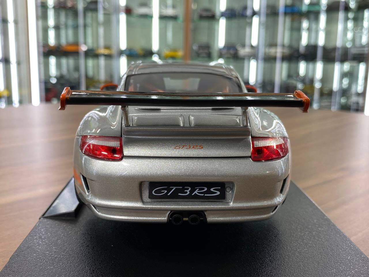 1/18 Welly Metal Diecast - Porsche 911(997) GT3 RS in Silver / Orange rim