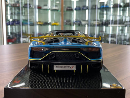 1:18 Resin Model – MR Collection Lamborghini Aventador Roadster SVJ #63 – Blue/Yellow – 1 of 1