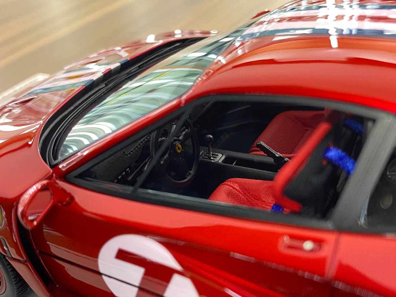 1:18 Resin Model – Davis & Giovanni Ferrari F40 Red Limited 1 of 1