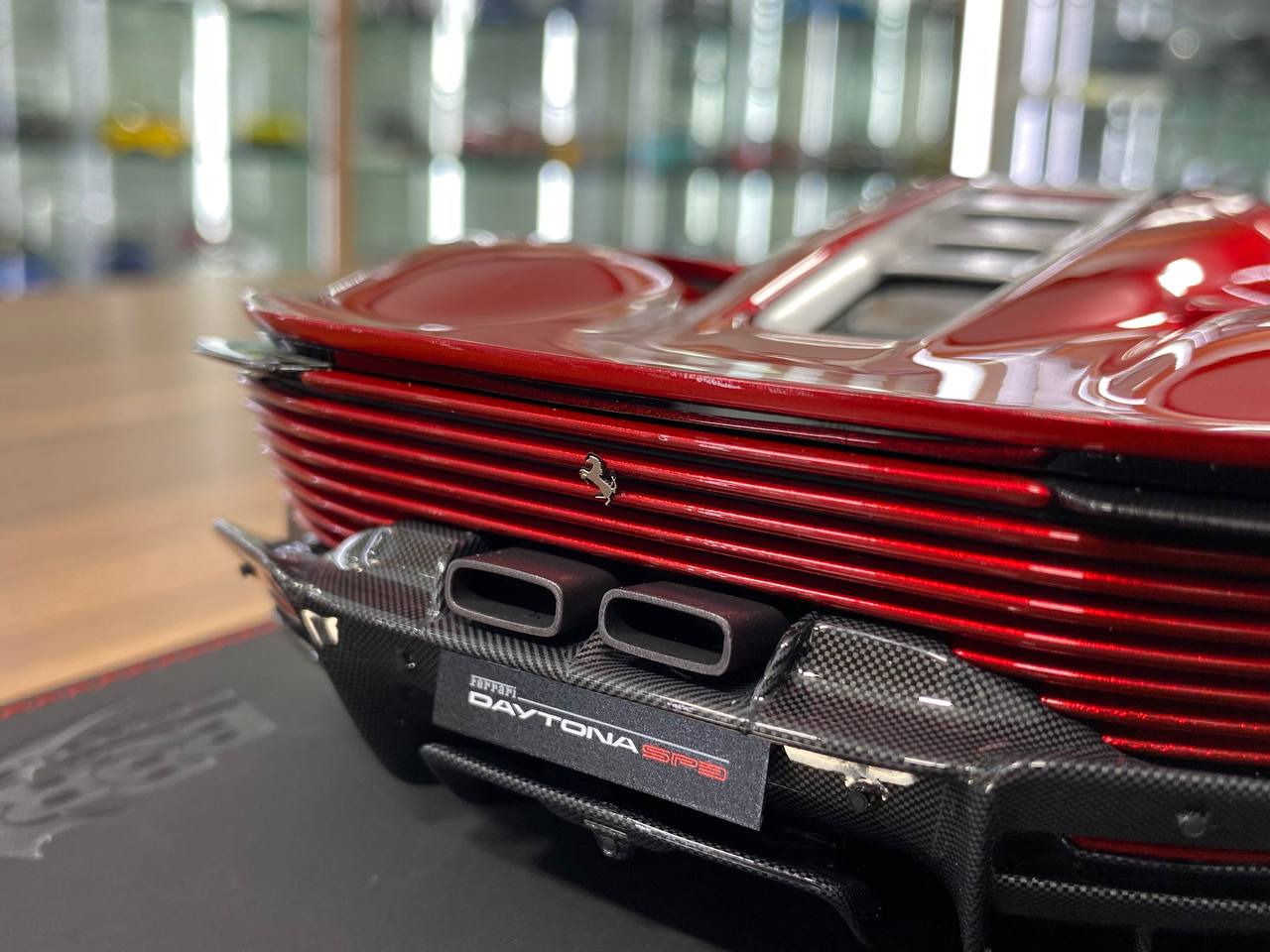 1/18 Resin Model – BBR Models Ferrari DAYTONA SP3 Rosso Magma  Limited-899 pcs