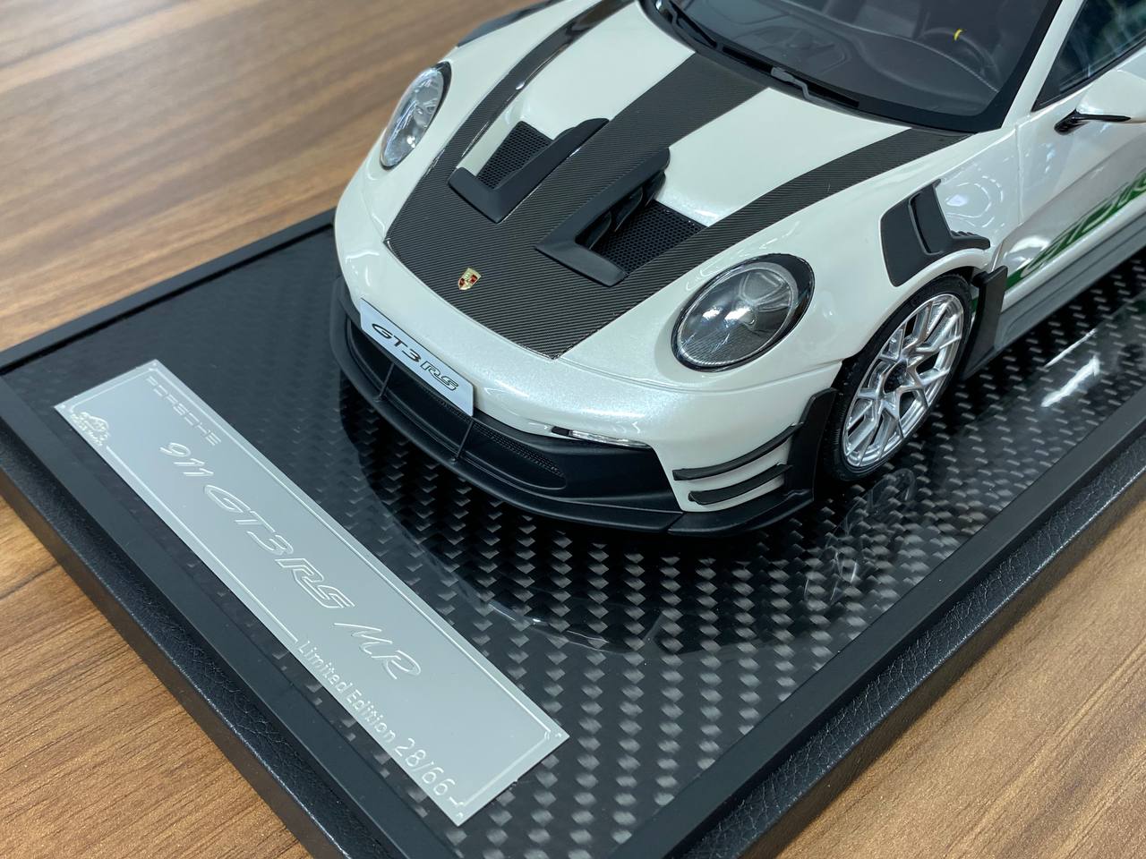 1/18 Resin – VIP Models Porsche 911 GT3 RS MR Pearl White Ltd.Edn.66 pcs