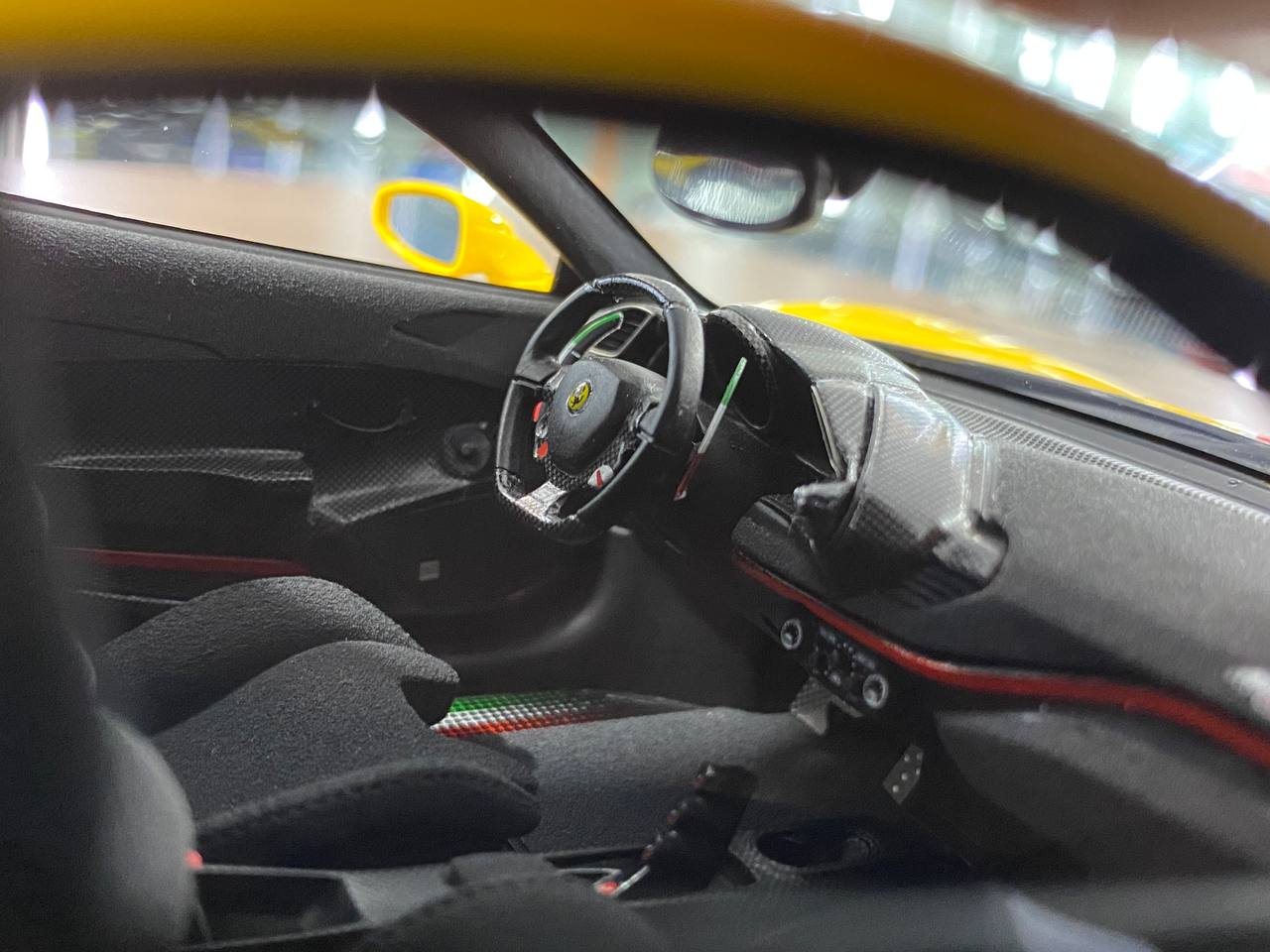1/18 Resin – BBR Models Ferrari 488 Pista Yellow with Italy Flag Livery  Limited Edition: 168 pcs