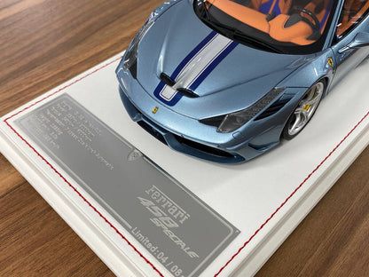 1/18 Resin – Ferrari 458 Speciale | Davis & Giovanni | Azzurro California with Silver / Blue Stripe