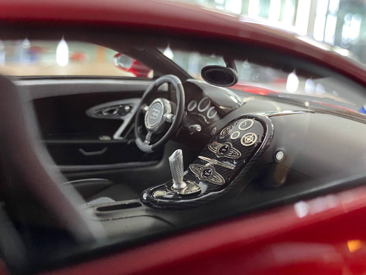 1/18 Resin Model – Bugatti Veyron | Ultra Unique | Red | Limited 20 pcs