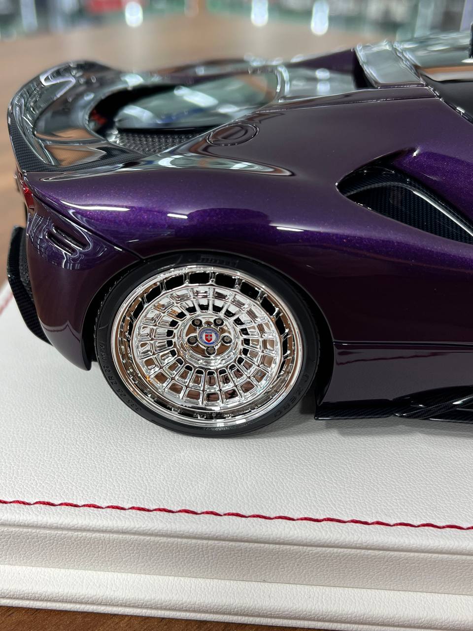 1:18 Ferrari SF90 Stradale Novitec by Davis & Giovanni | Purple | Resin | Limited to 08 pcs