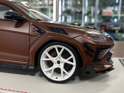 1/18 Resin Lamborghini Urus MANSORY Davis & Giovanni Gloss Brown
