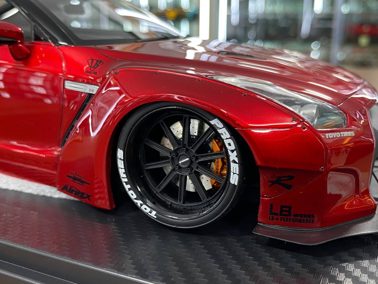 1/18 Resin Nissan GT-R R35 Liberty Walk Red One Model