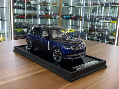 Range Rover Autobiography 2022 1:18 resin model in Constellation Blue – limited edition sealed-body collectible available in Dubai