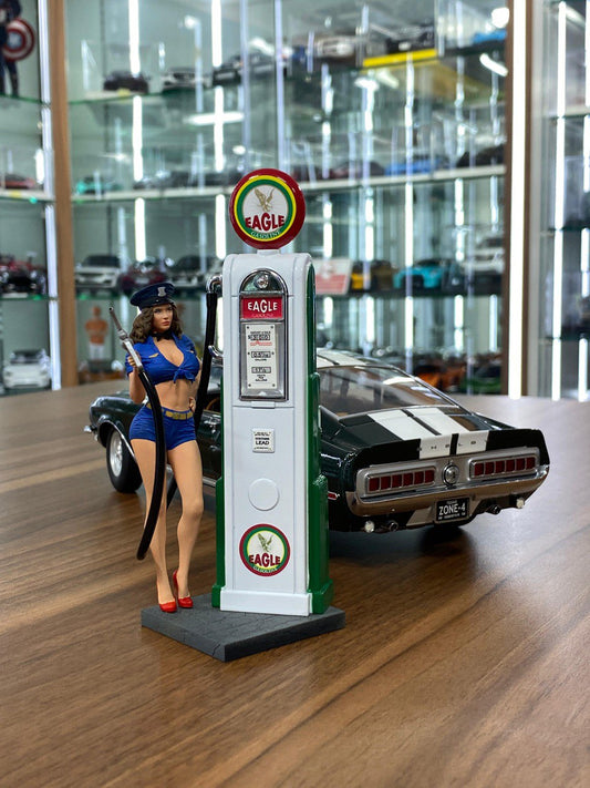 1:18 resin lady figure with vintage gasoline digital gas pump Dubai
