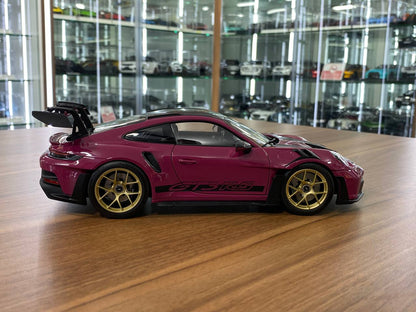 1/18 Metal Diecast – Porsche 911 GT3 RS (2022) Weissach Package | Norev | Full Opening | Sternrubin / Gold Rims