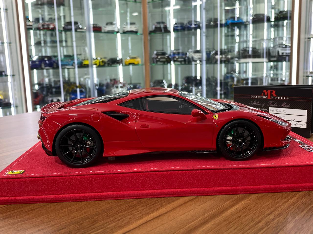 1:18 Resin  – MR Collection Models Ferrari F8 Tributo (Red) Limited 1 of 1