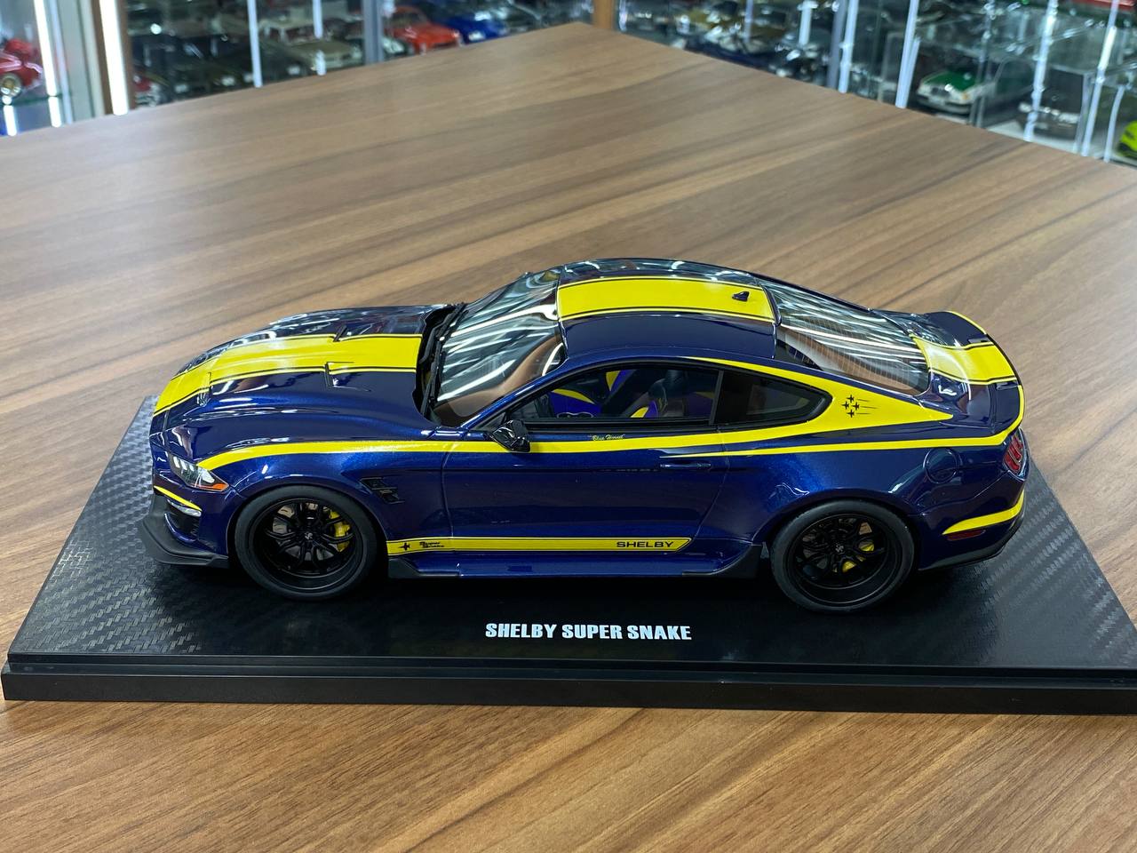 1/18 Resin Model GT Spirit Ford Mustang Shelby Super Snake 2021 – Blue/Yellow Stripes – Limited Edition