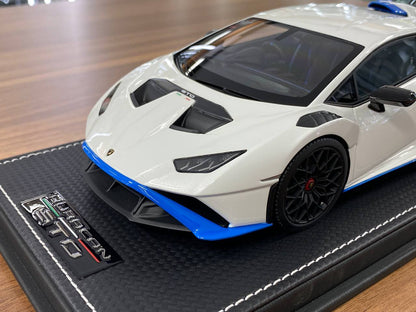 1/18 Resin Model MR Collection Lamborghini Huracan STO white Limited Edition