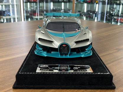 1/18 resin Models  Limited 30 pcs HH Models Bugatti Vision GT Silver / blue Carbon