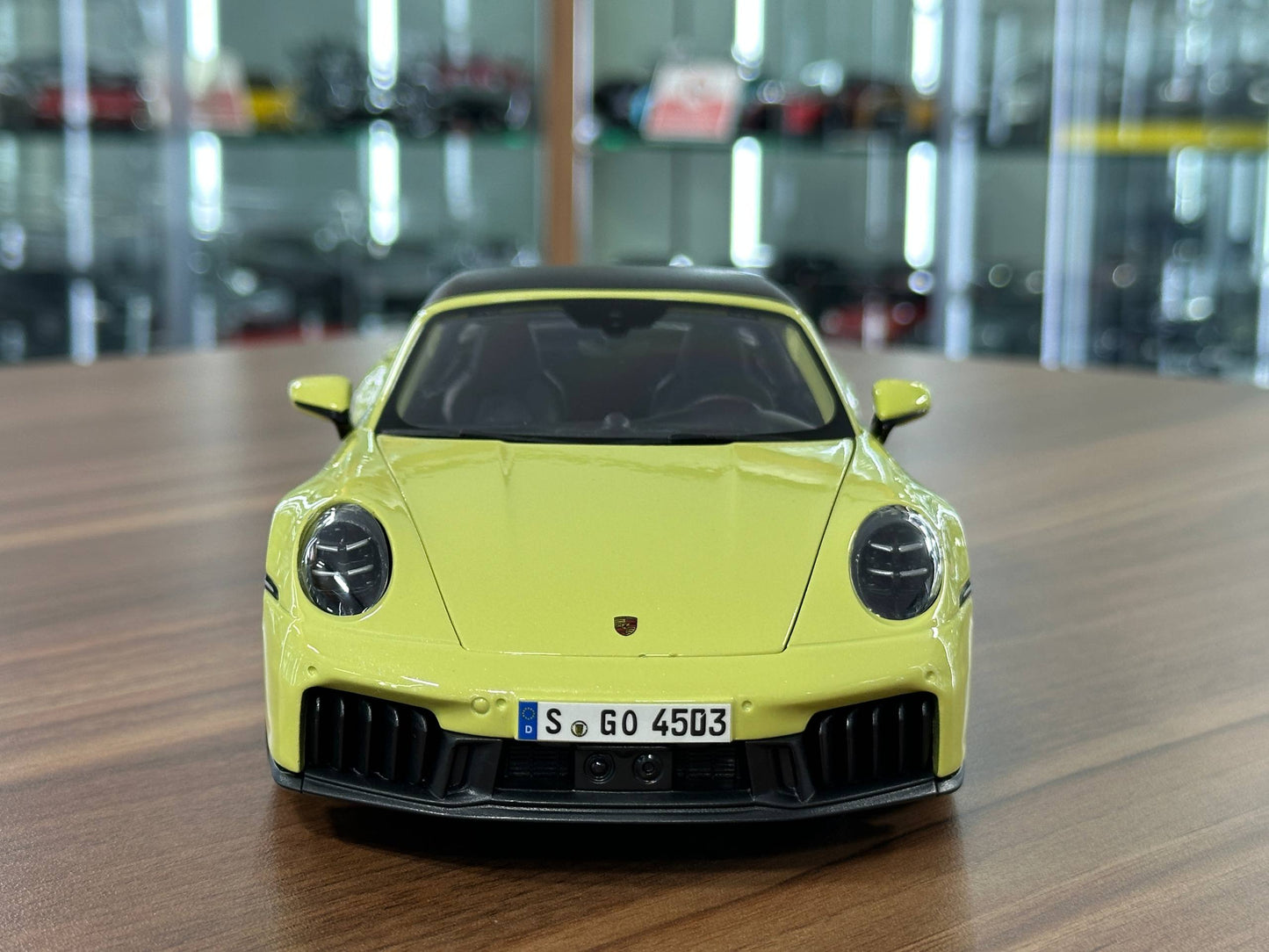 1/18 Diecast
Maisto
Porsche 911 Targa 4 GTS 992.2
Yellow