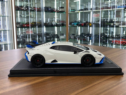 1/18 Resin Model MR Collection Lamborghini Huracan STO white Limited Edition