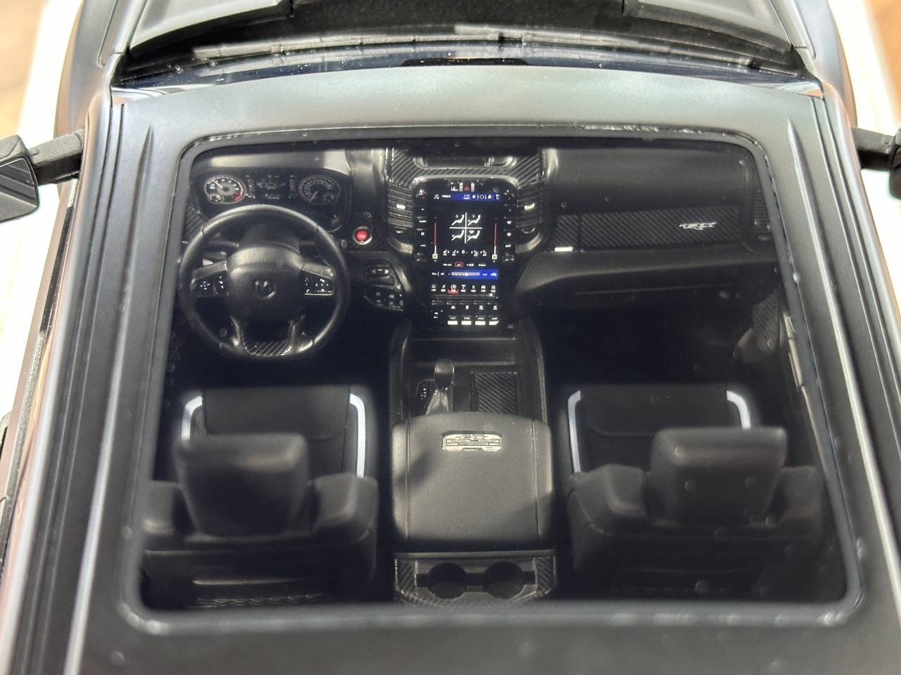 Exclusive 1/18 Dodge Ram TRX 1500 [Black Matt] – Limited Edition (40 pcs)