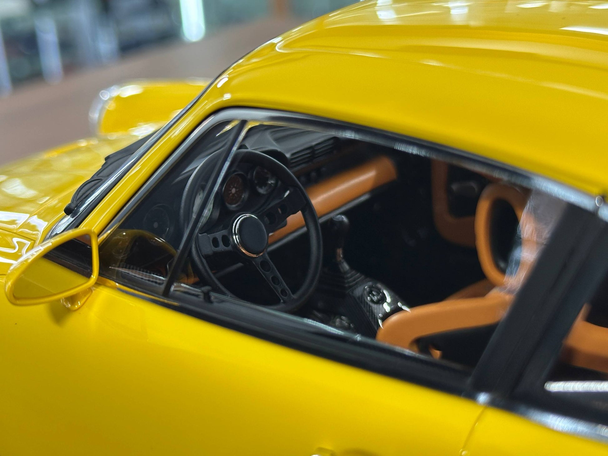 1/12 Resin Ivy Image Models Porsche Singer DLS – Yellow (Back Engine Hood Opening)