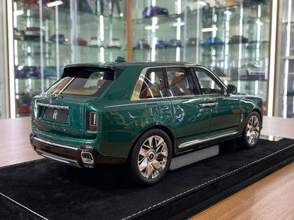 1:18 Resin – H&H Rolls-Royce Cullinan Series II Emerald Green – Limited 30 pcs