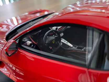1:18 BBR Models Ferrari 812 Superfast (2017) - Rosso Corsa 322 (Limited 212 pcs)