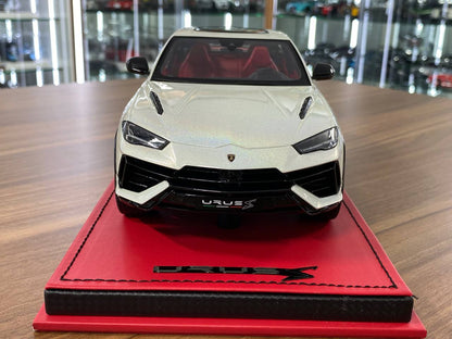 1/18 Resin MR Collection Models Lamborghini URUS S Limited 3 pcs White Chameleon