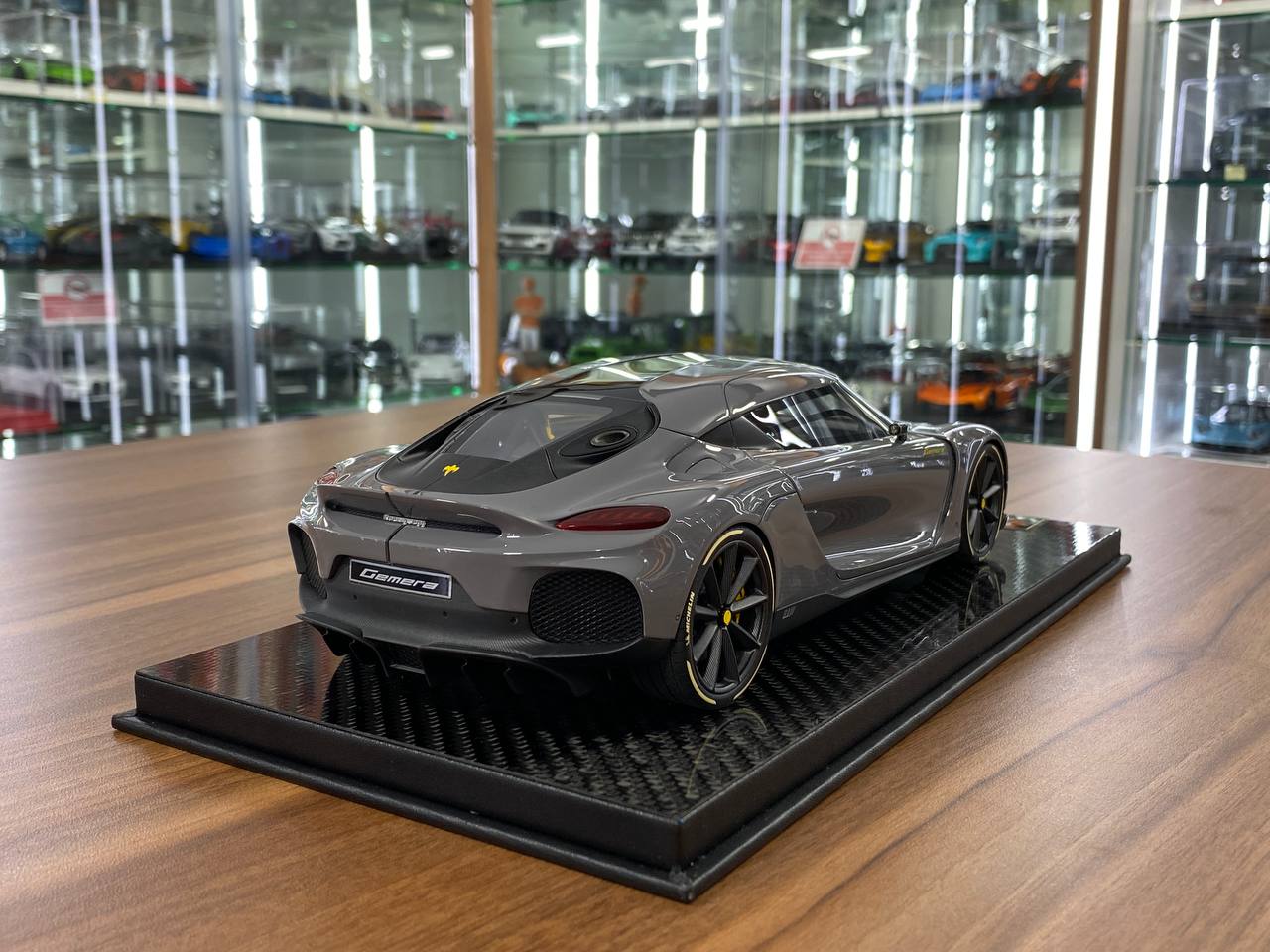 1/18 Resin Fronti ArtKoenigsegg Gemera Iron Grey Limited Edition 399 pcs