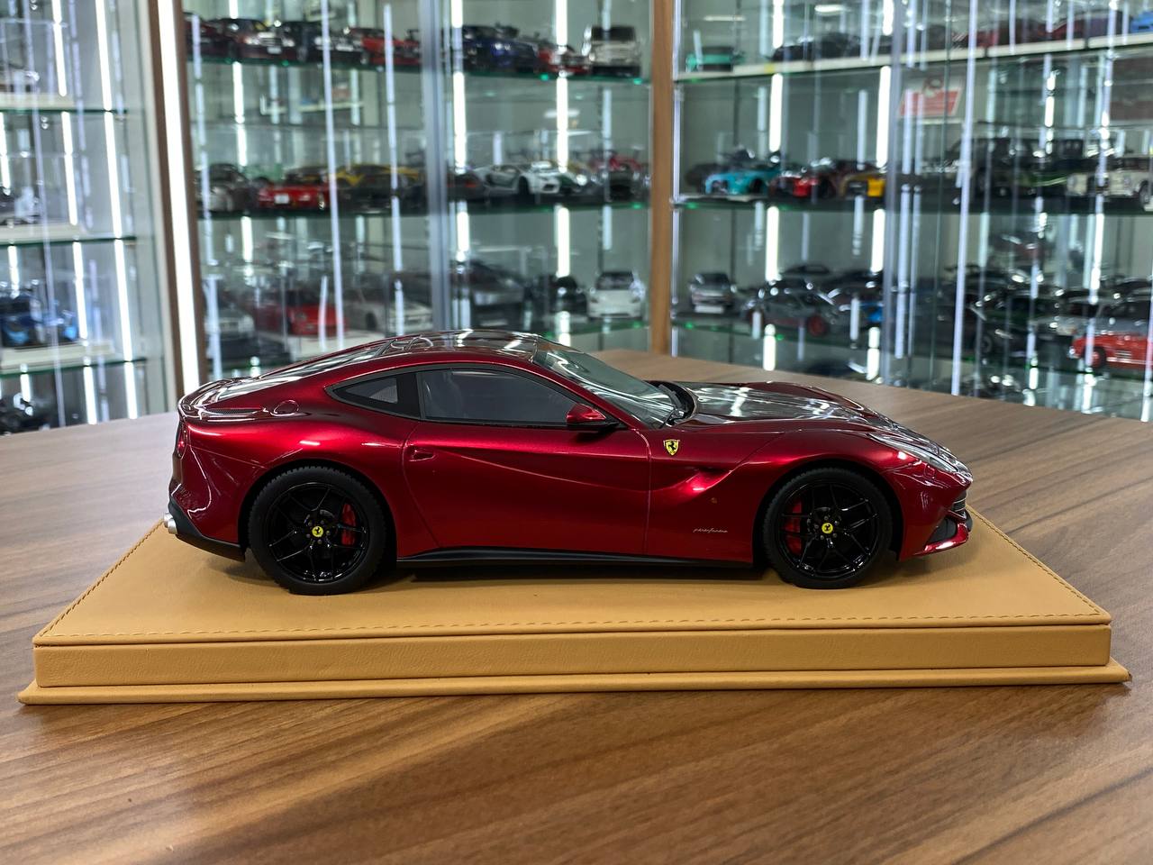 1/18 Resin BBR Deluxe Models Ferrari F12 Berlinetta Maranello Red Limited- 20 pcs