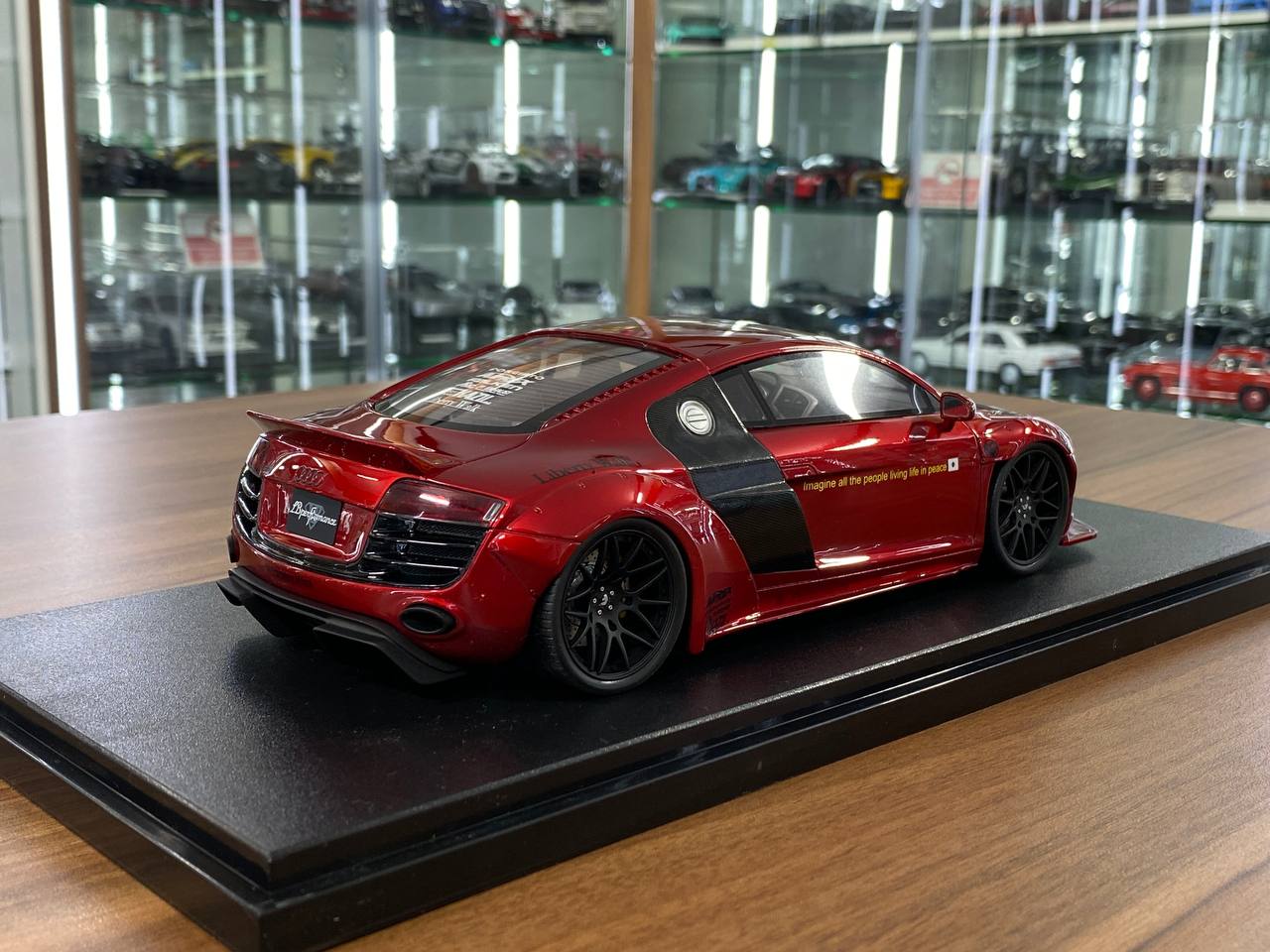 1/18 Resin Model GT Spirit Audi R8 LBWK 2022 – Red – Limited Edition