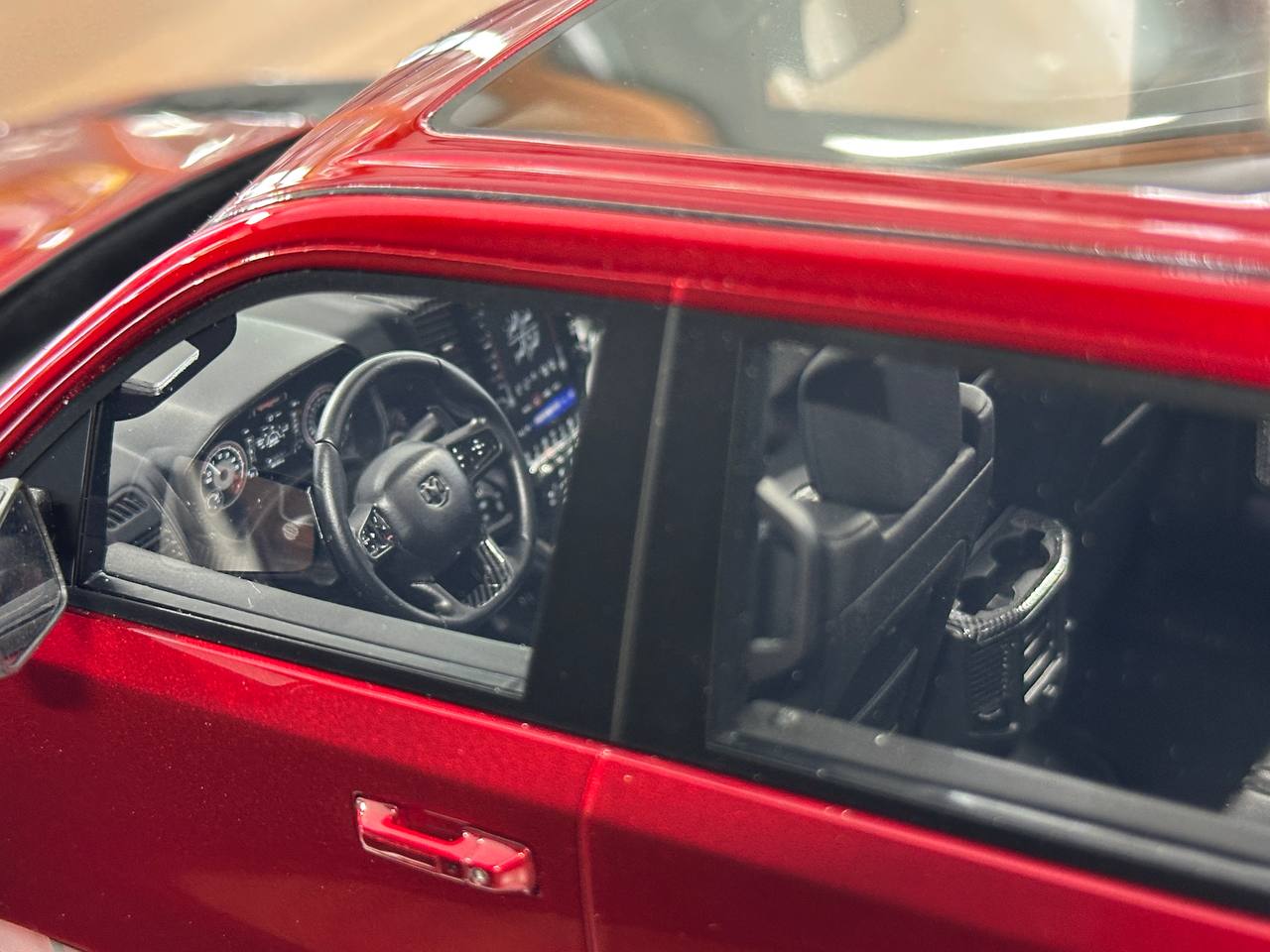 Exclusive 1/18 Dodge Ram TRX 1500 [Cherry Red] – Limited Edition (40 pcs)