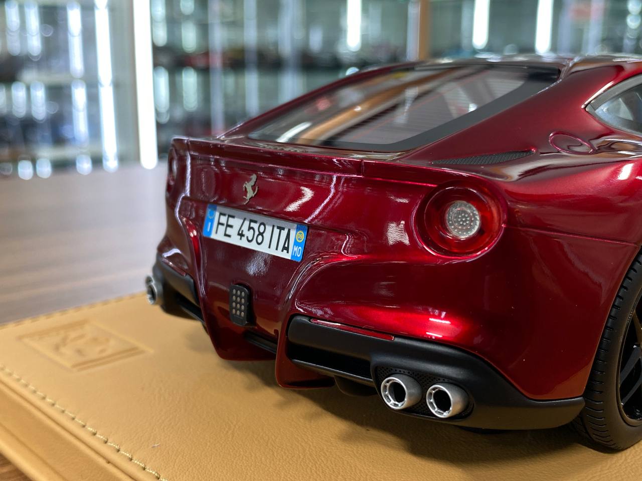 1/18 Resin BBR Deluxe Models Ferrari F12 Berlinetta Maranello Red Limited- 20 pcs