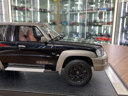 Ivy Model 1/18 Nissan Patrol Super Safari Y61 – Black, Limited Edition
