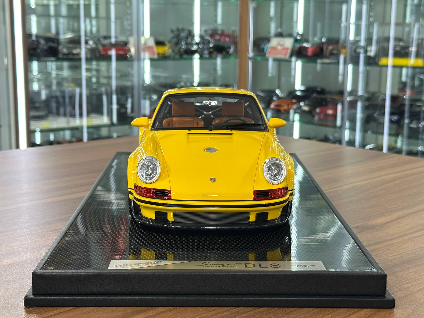 1/12 Resin Ivy Image Models Porsche Singer DLS – Yellow (Back Engine Hood Opening)