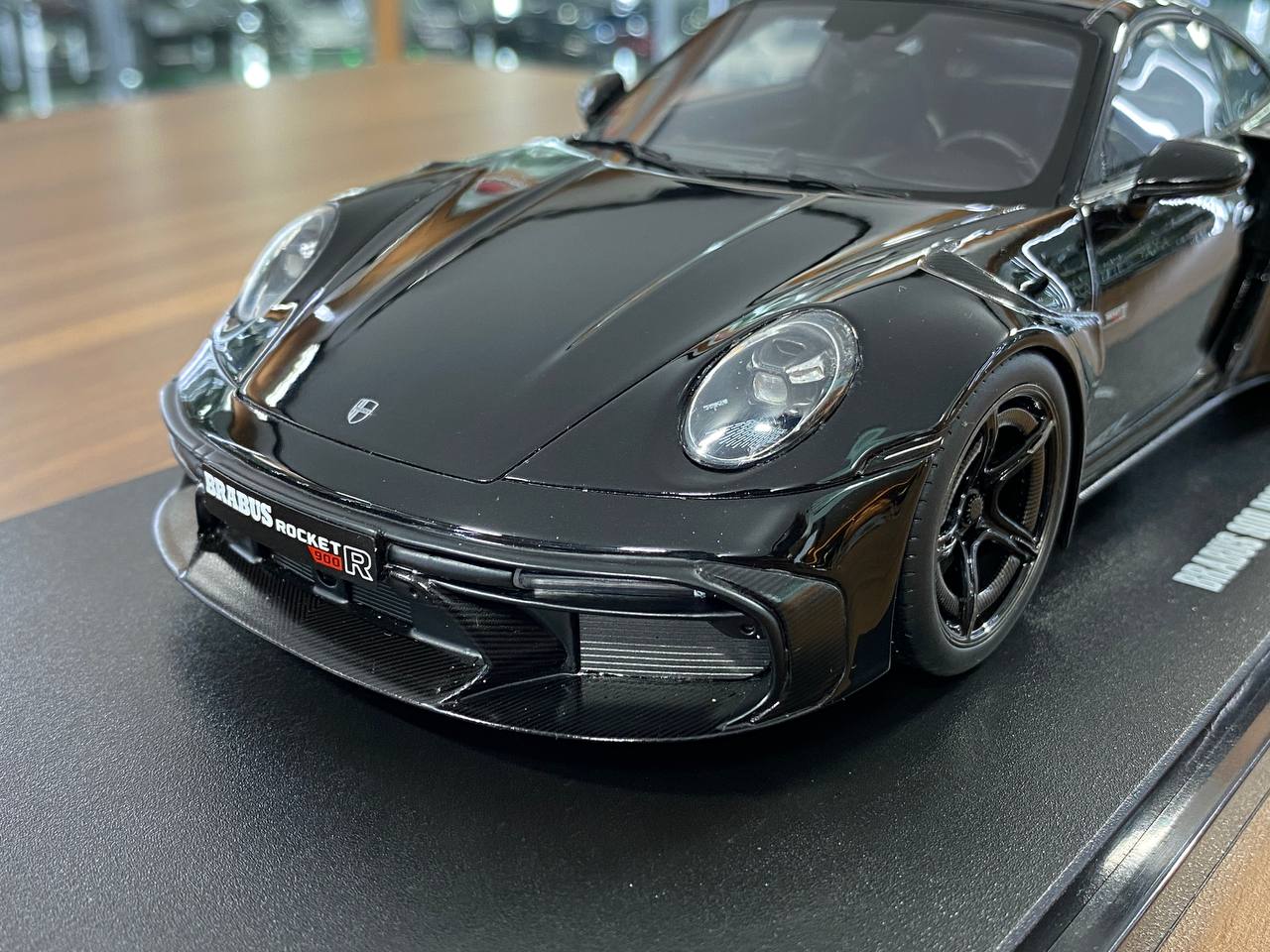 1/18 Resin Model GT Spirit Porsche 911 (992) BRABUS 900 Rocket R – Black – Limited Edition