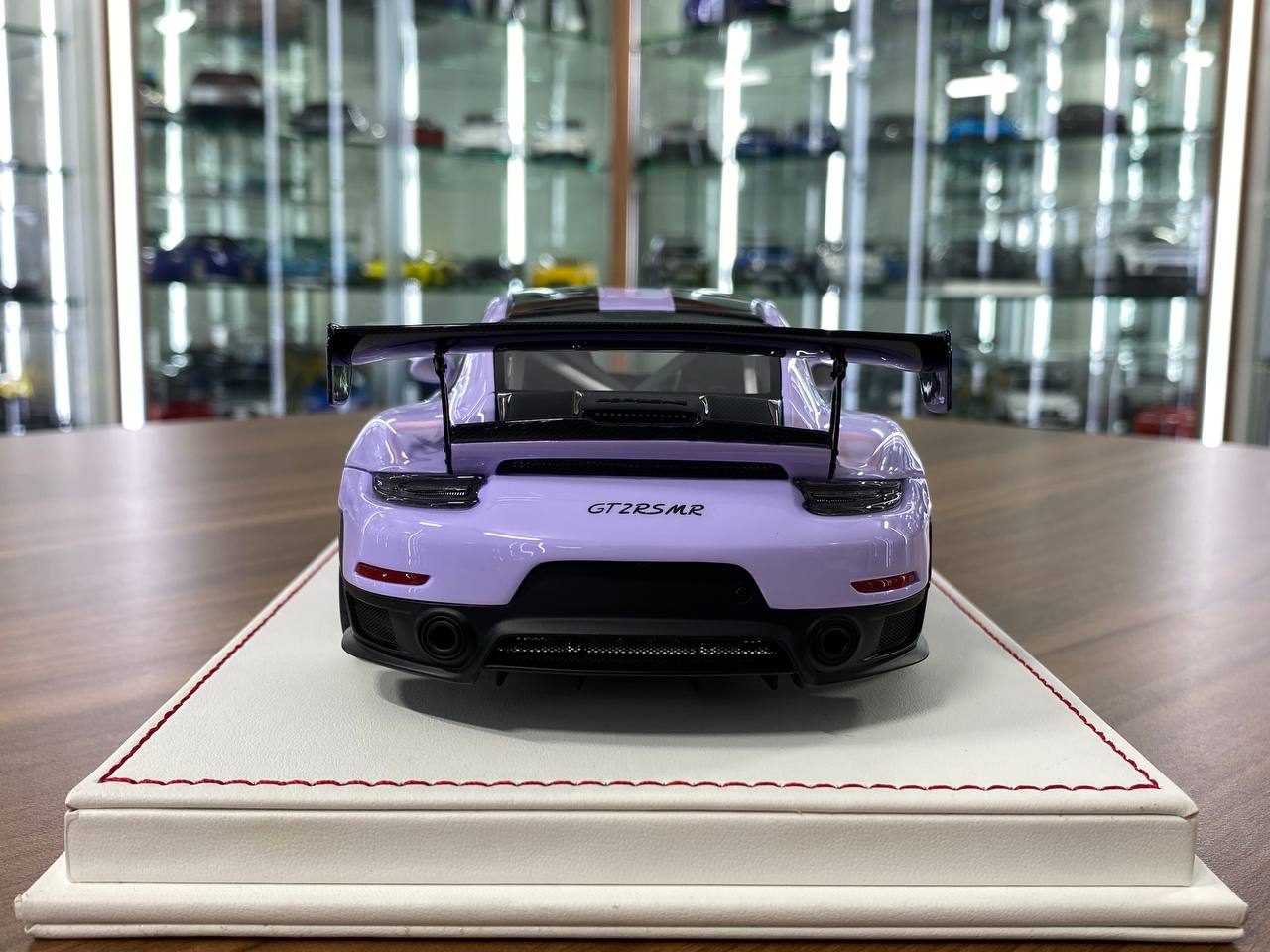 1:18 Resin Model (Not Opening) – Davis & Giovanni Porsche 911 GT3 RS MR Light Purple / Carbon – Limited 1 of 1