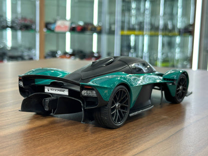 1/18 Diecast
Maisto
Aston Martin Valkyrie
Green