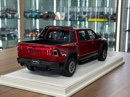 Exclusive 1/18 Dodge Ram TRX 1500 [Cherry Red] – Limited Edition (40 pcs)