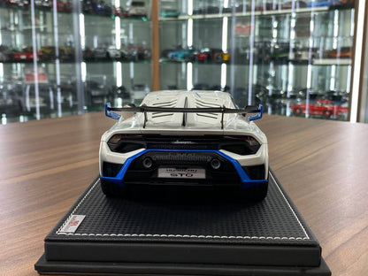 1/18 Resin Model MR Collection Lamborghini Huracan STO white Limited Edition