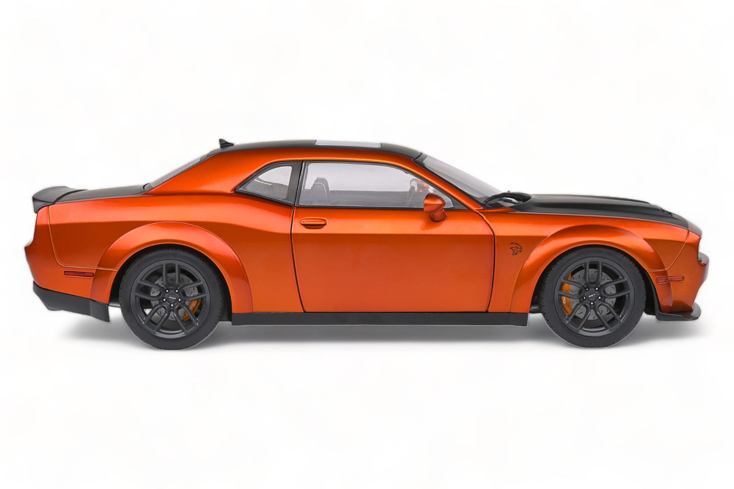 1/18 Diecast Dodge Challenger SRT Hellcat RedEye Orange Solido Model Car
