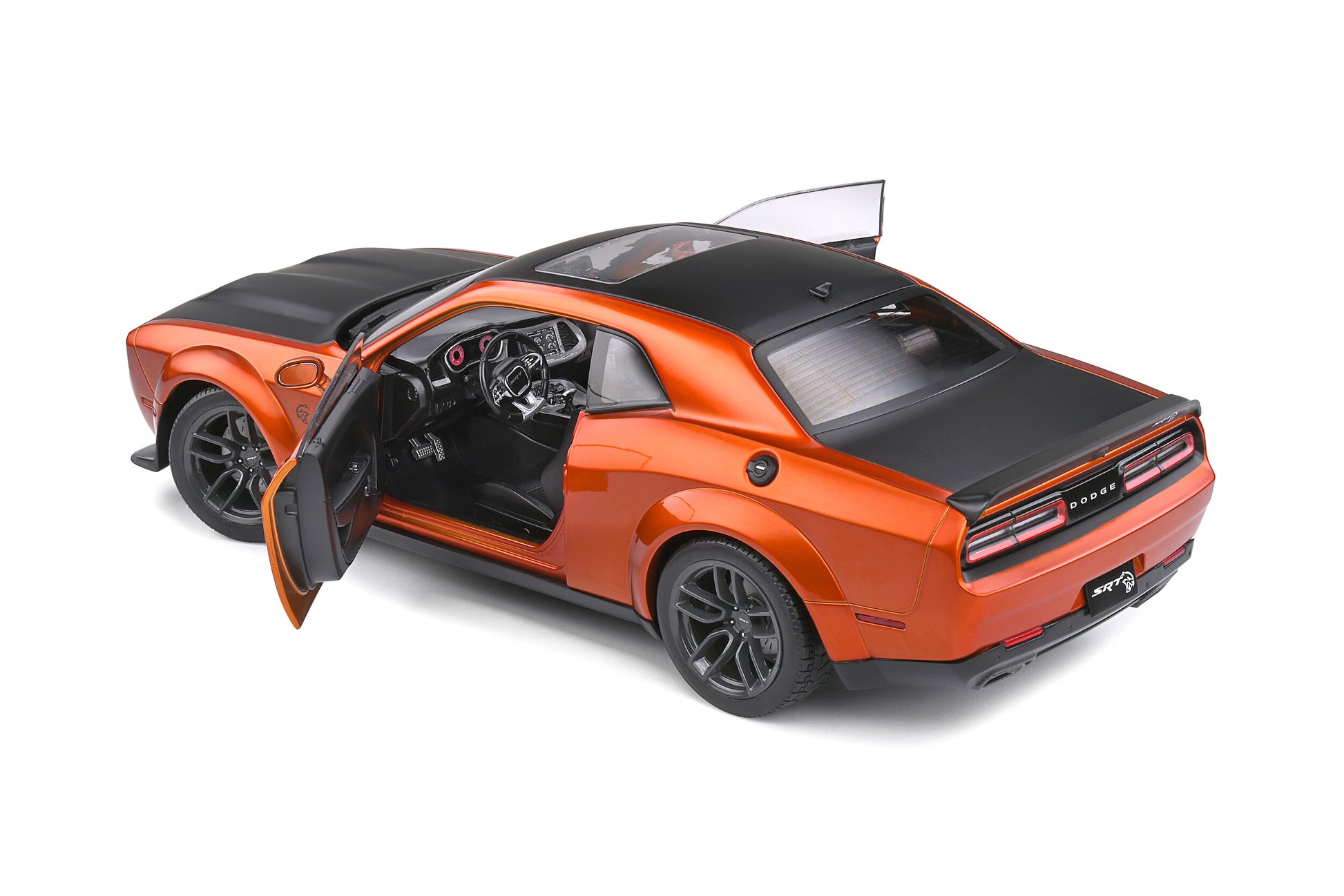 1/18 Diecast Dodge Challenger SRT Hellcat RedEye Orange Solido Model Car