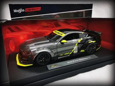 2015 Ford Mustang GT Grey 1/18 Diecast Model car by Maisto