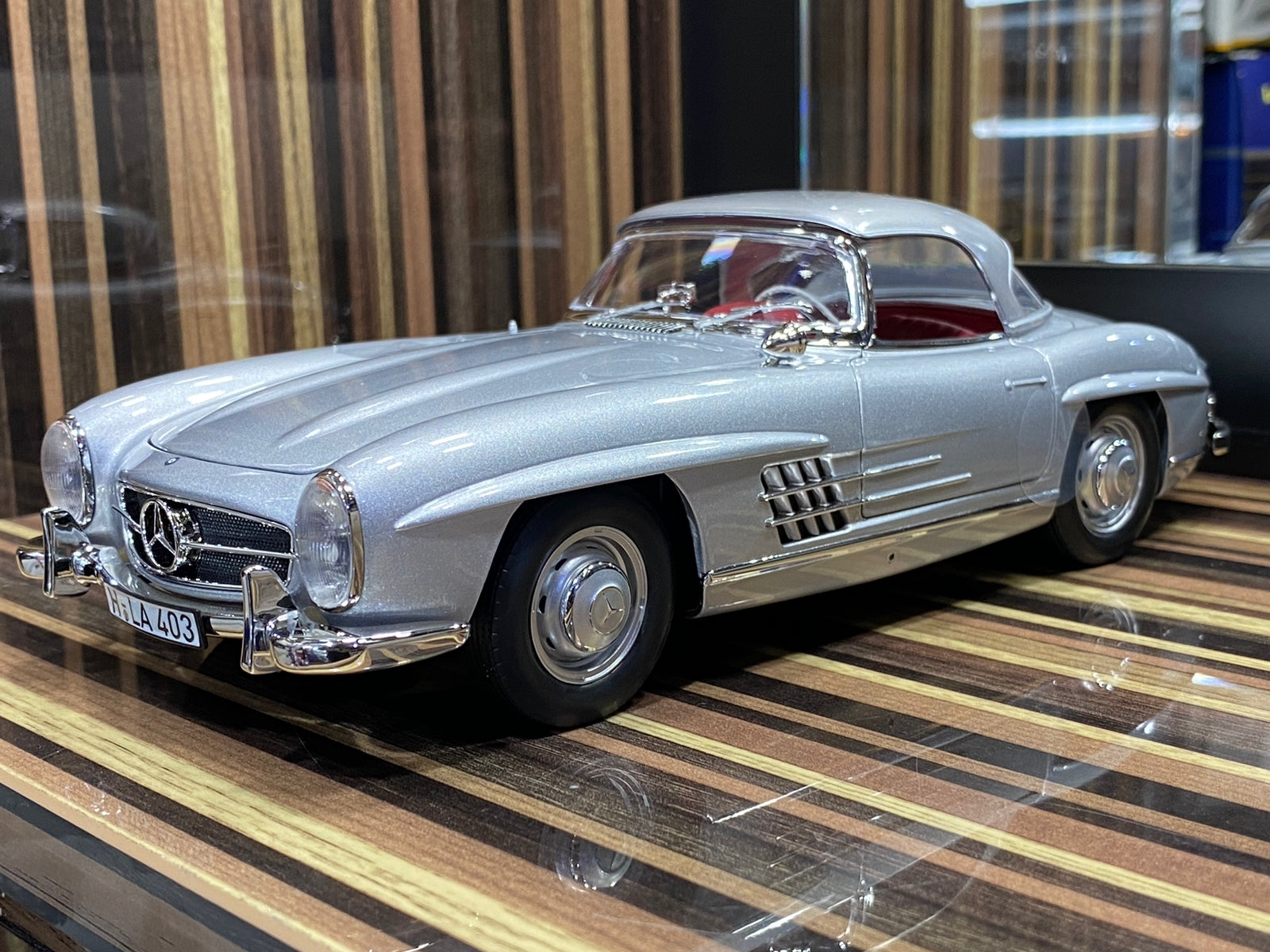 1/18 Diecast Mercedes-Benz 300SL Roadster 1957 Silver Model car by Norev