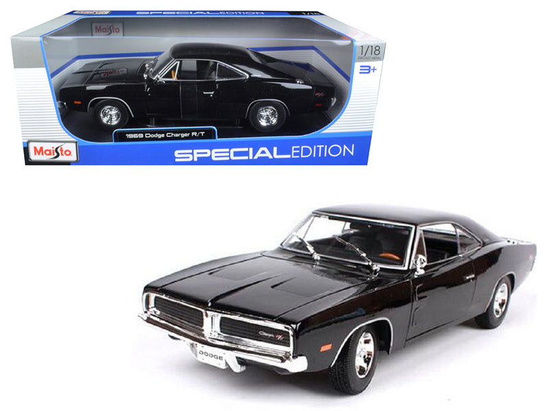 1969 Dodge Charger R/T Black 1/18 Diecast car by Maisto