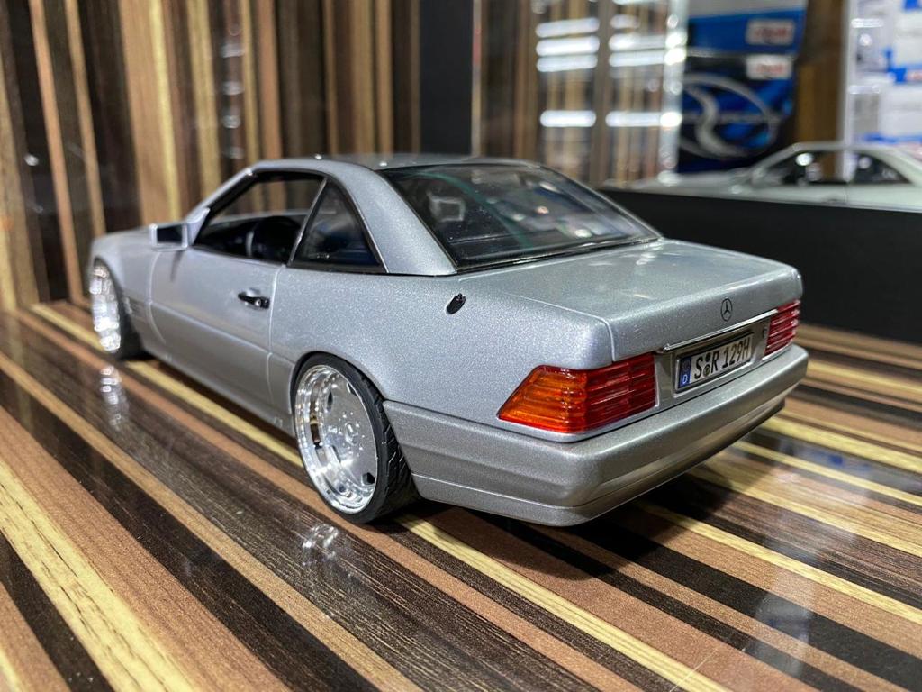 1/18 Diecast Mercedes-Benz 500 SL 1989-1995 Silver Metallic by  Norev Scale Model Car